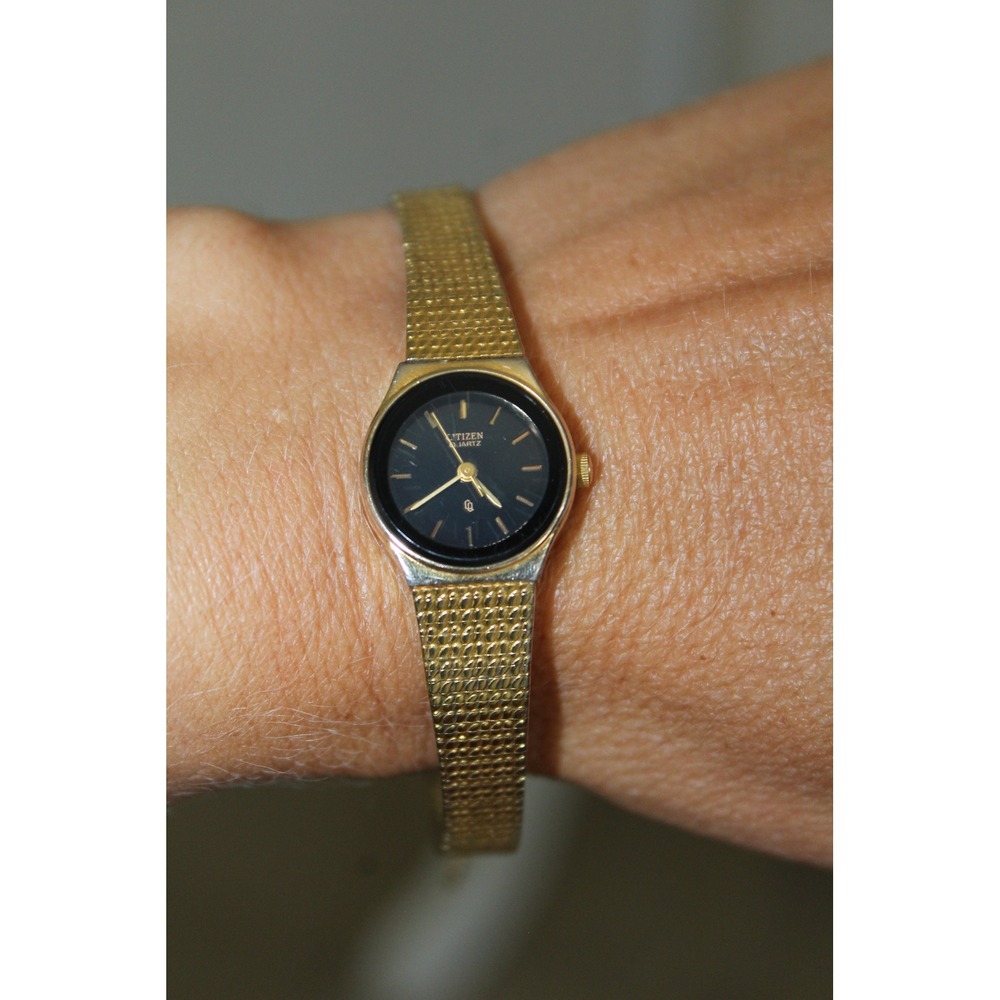 VTG Citizen Quartz Women Gold Tone Mesh Band Black Dial Watch 5930-R02499 RYO